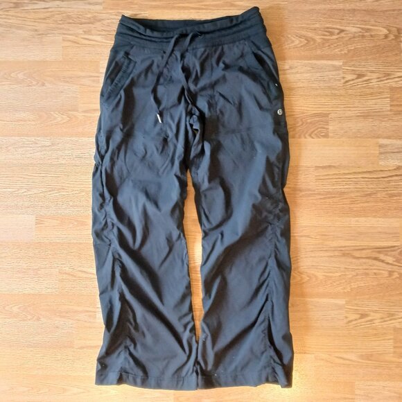 Lululemon Dance Studio Mid Rise Pant *Short* Size 8 - Picture 8 of 9